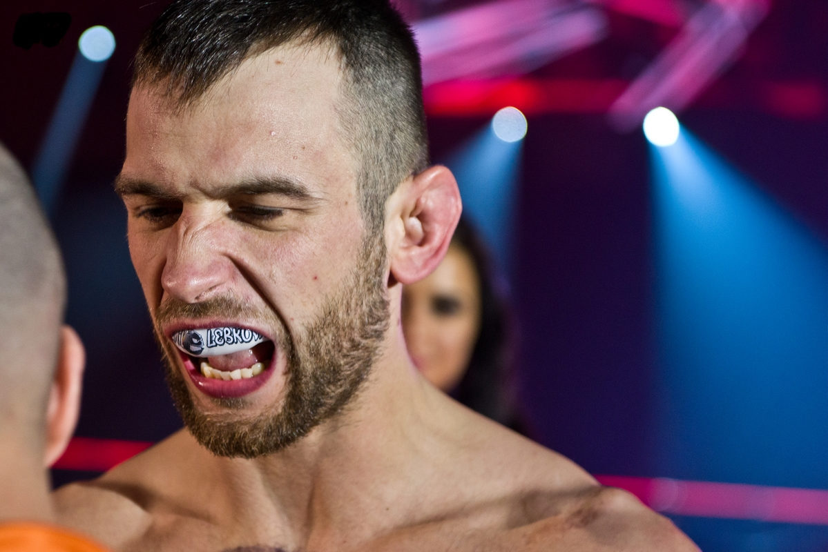 Protège-dents professionnel pour sport de contact